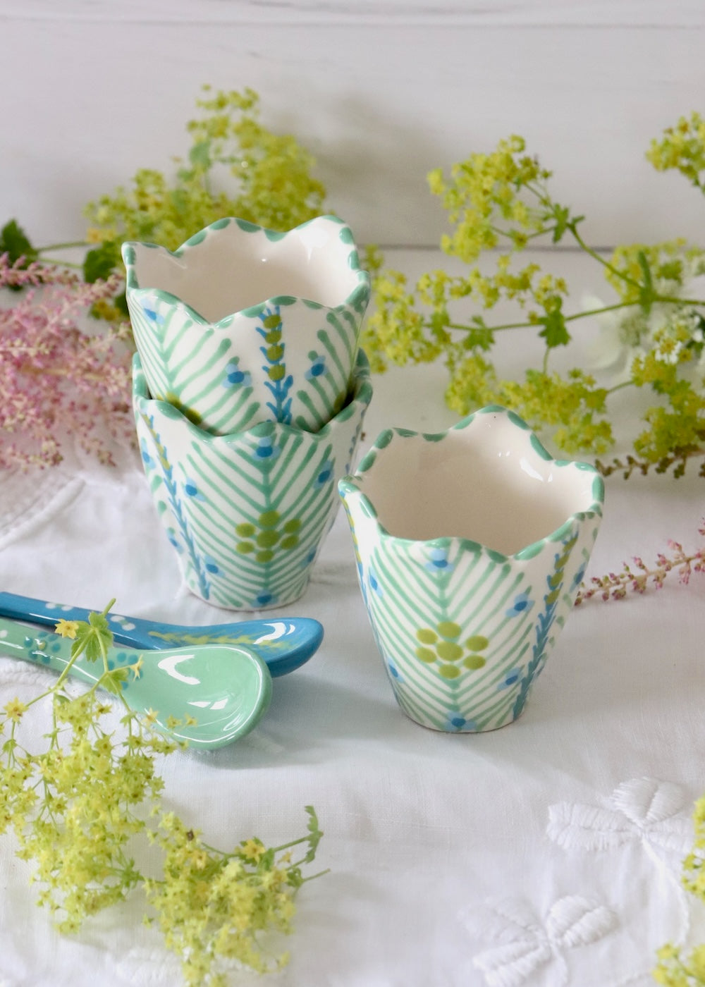 Everyday Egg Cup - White with Lime Daisy