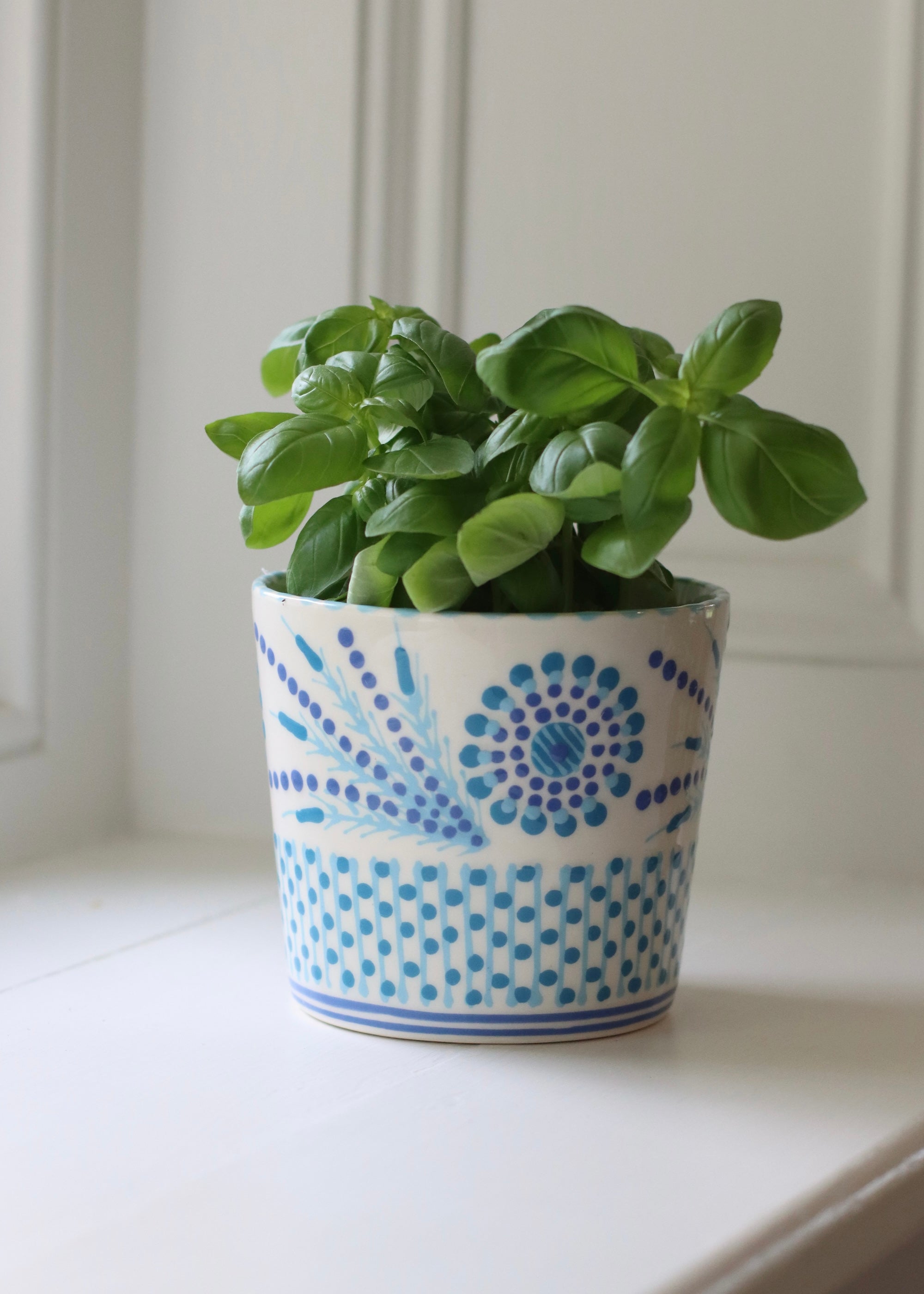 Herb Pot - White and Blue- Big Flower & Fronds