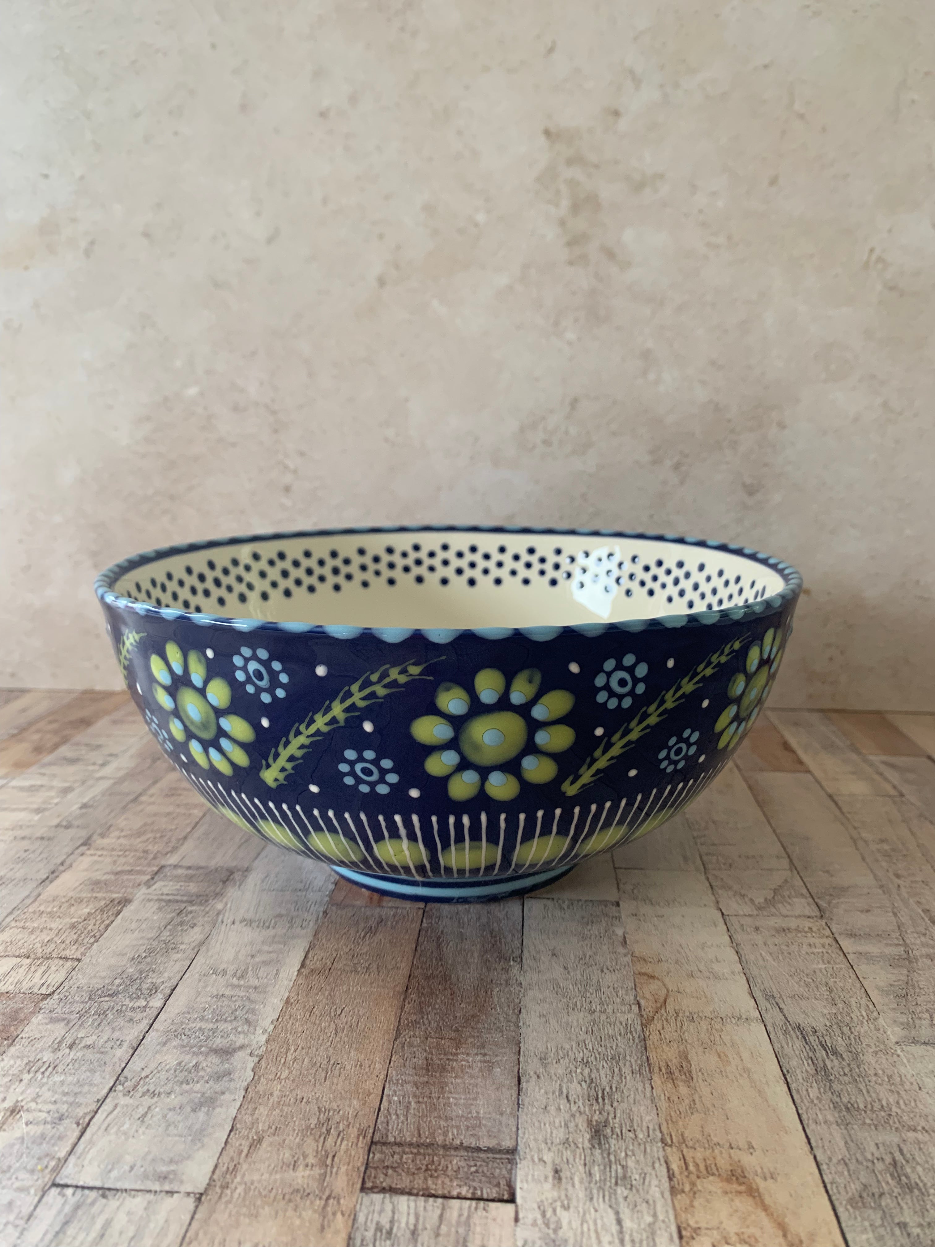 Fruit Bowl- Navy Blue with Big Daisies