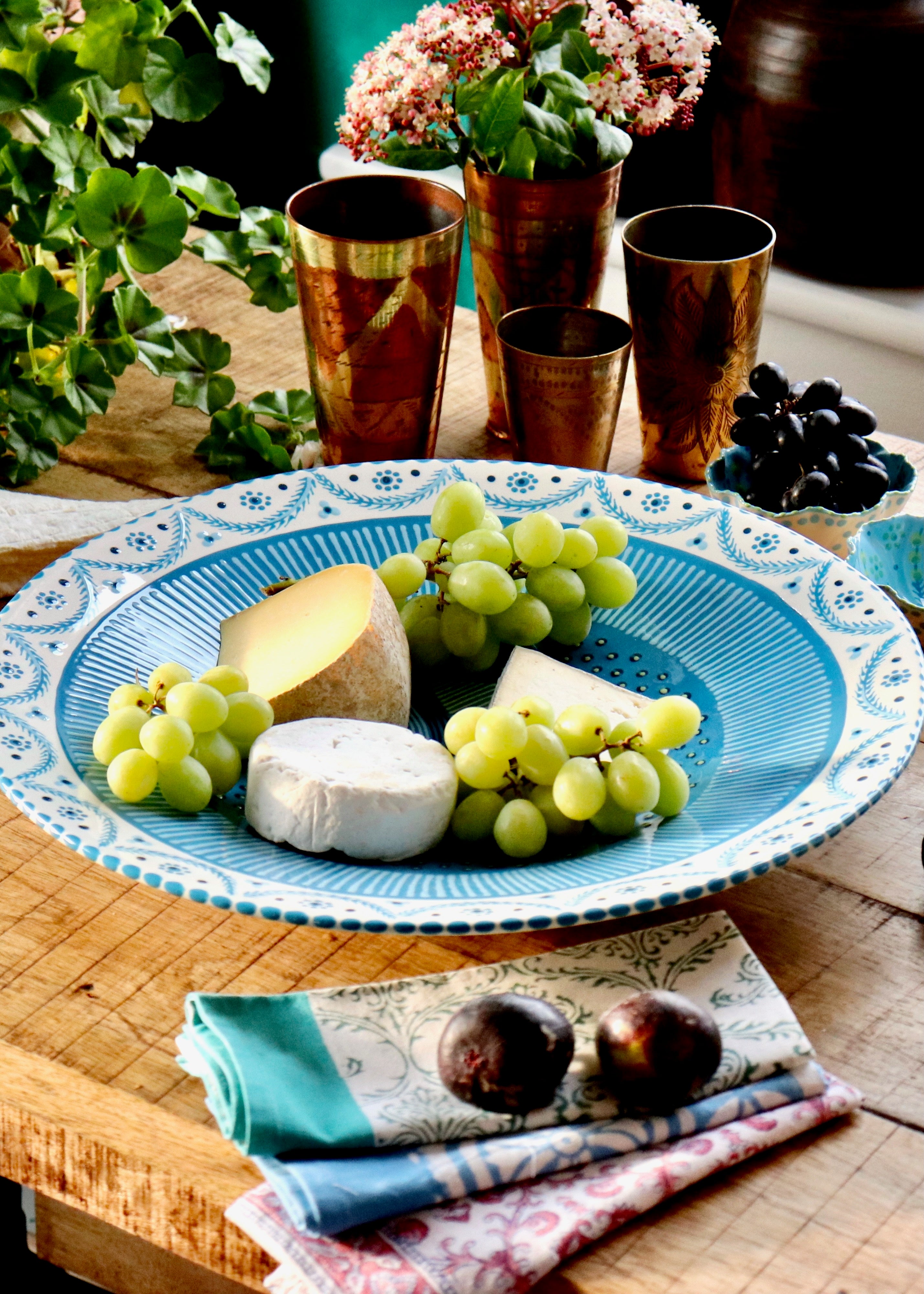 Juniper Platter Pale Blue