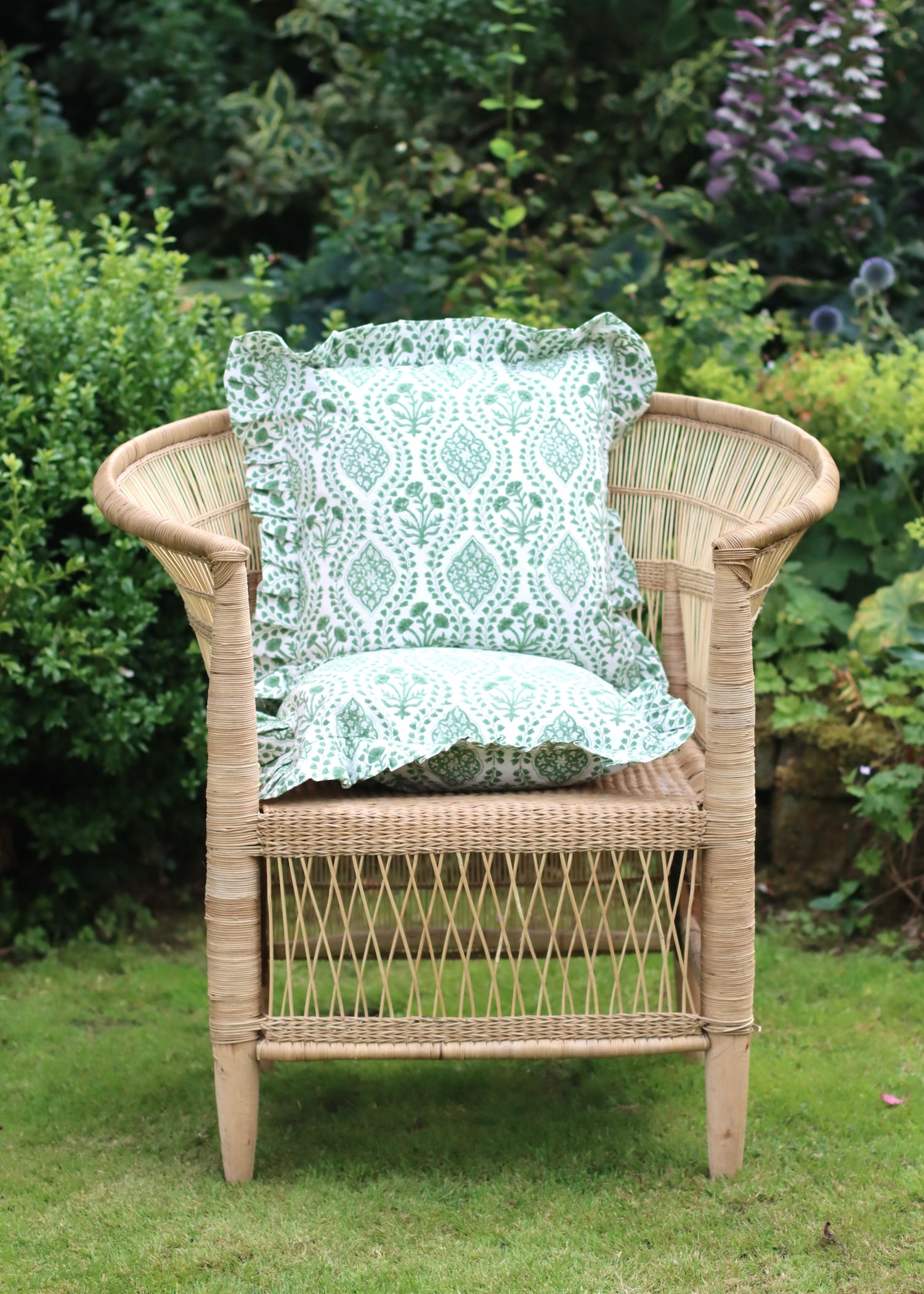 Frilly Cushion Cover - Green