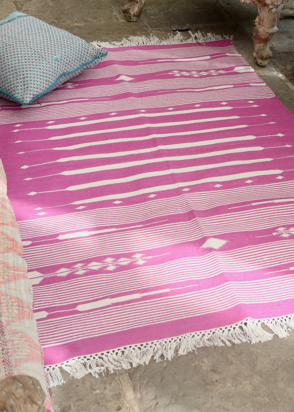 Emmie Dhurrie Rug - Paradise Pink