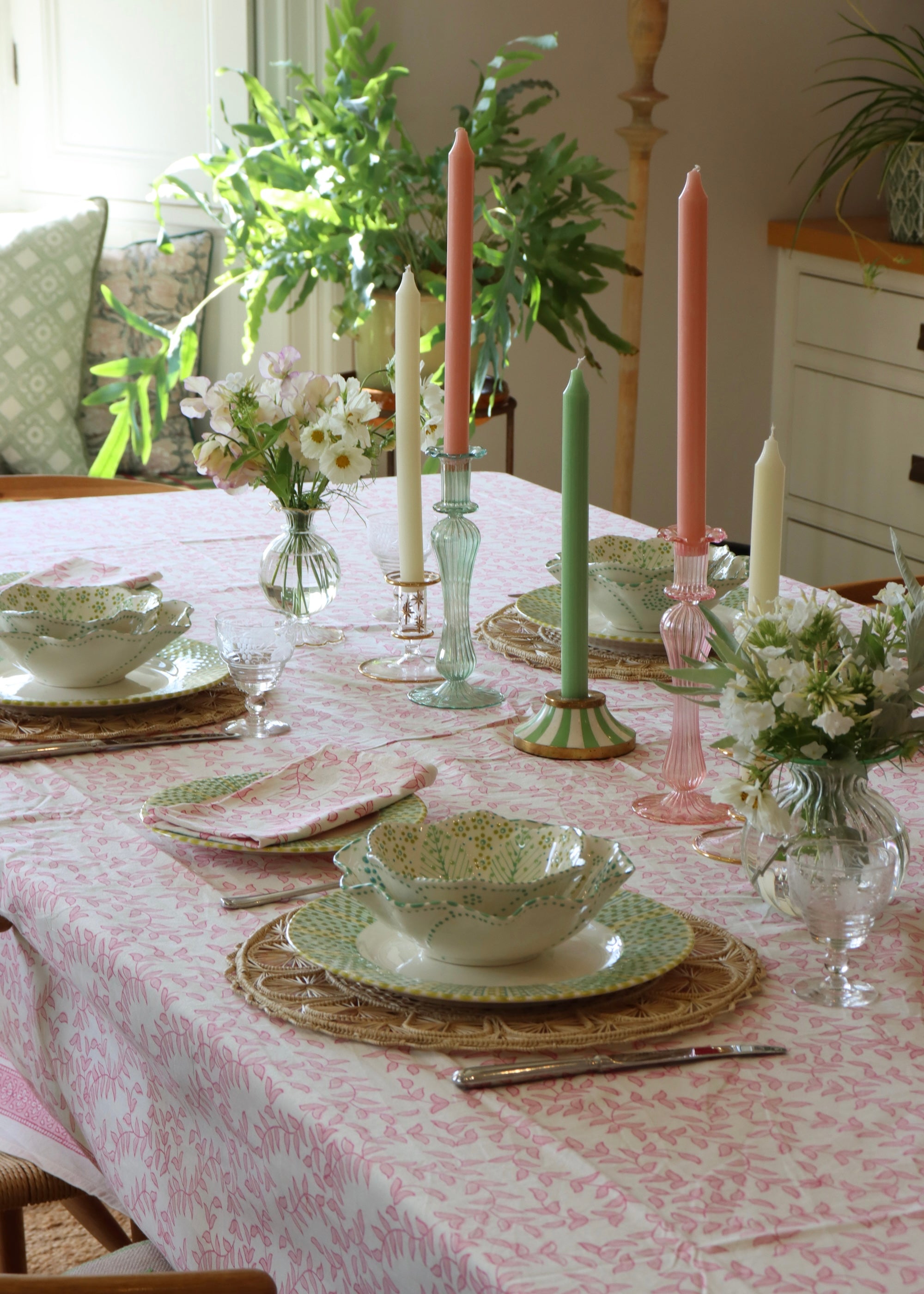 TABLECLOTH - Little Pink Leaves