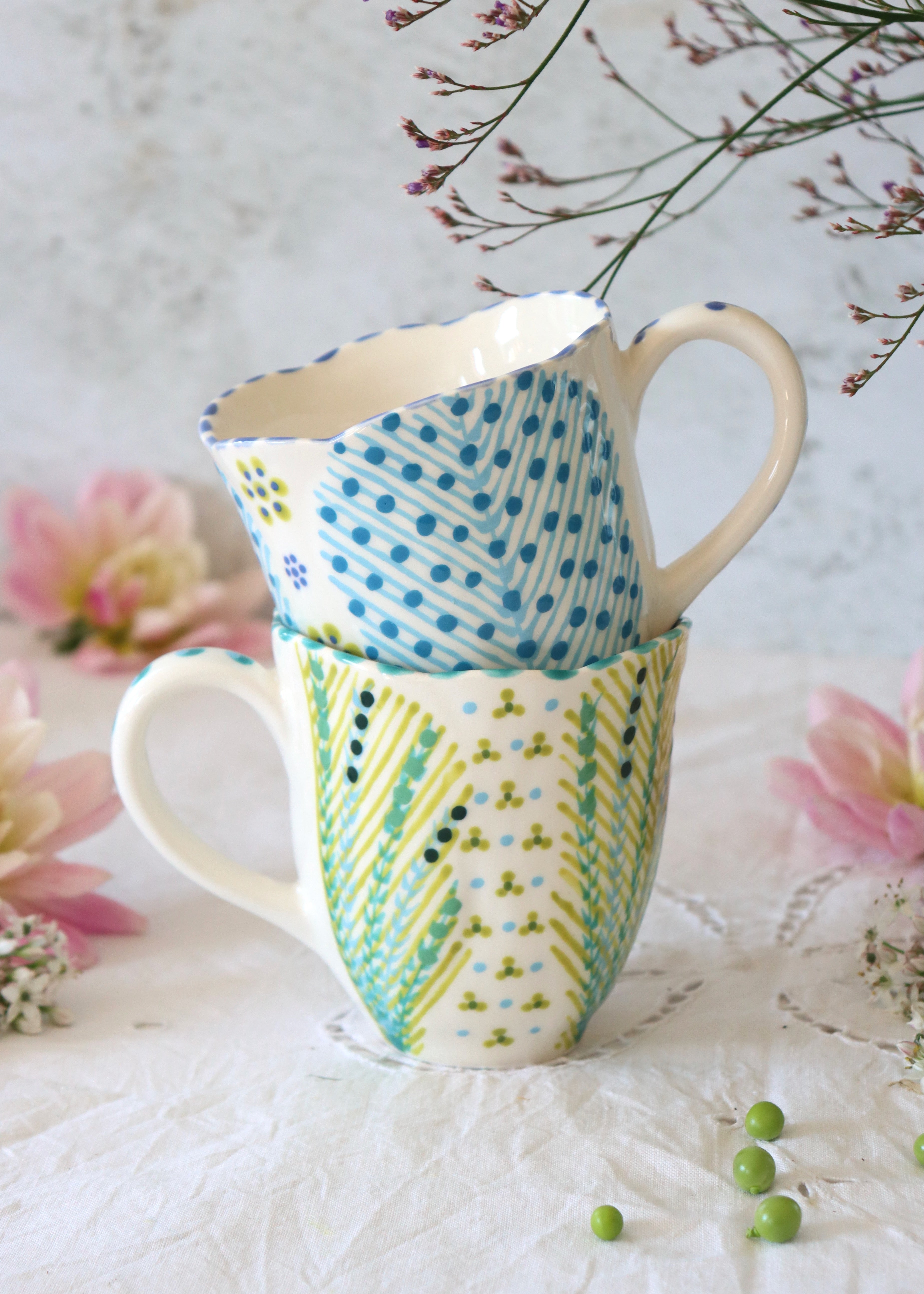 Pair of Waterlily Mugs - Set 2