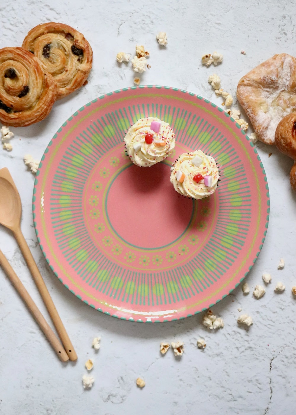 Cake Plate- Pink With Lime Dot