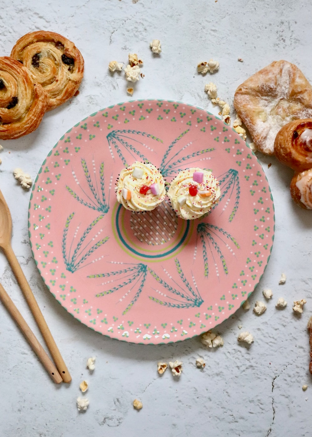 Cake Plate- Pink With Teal Fronds