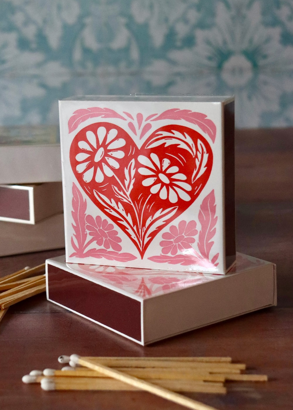 Square Matchbox -Daisy Love Heart