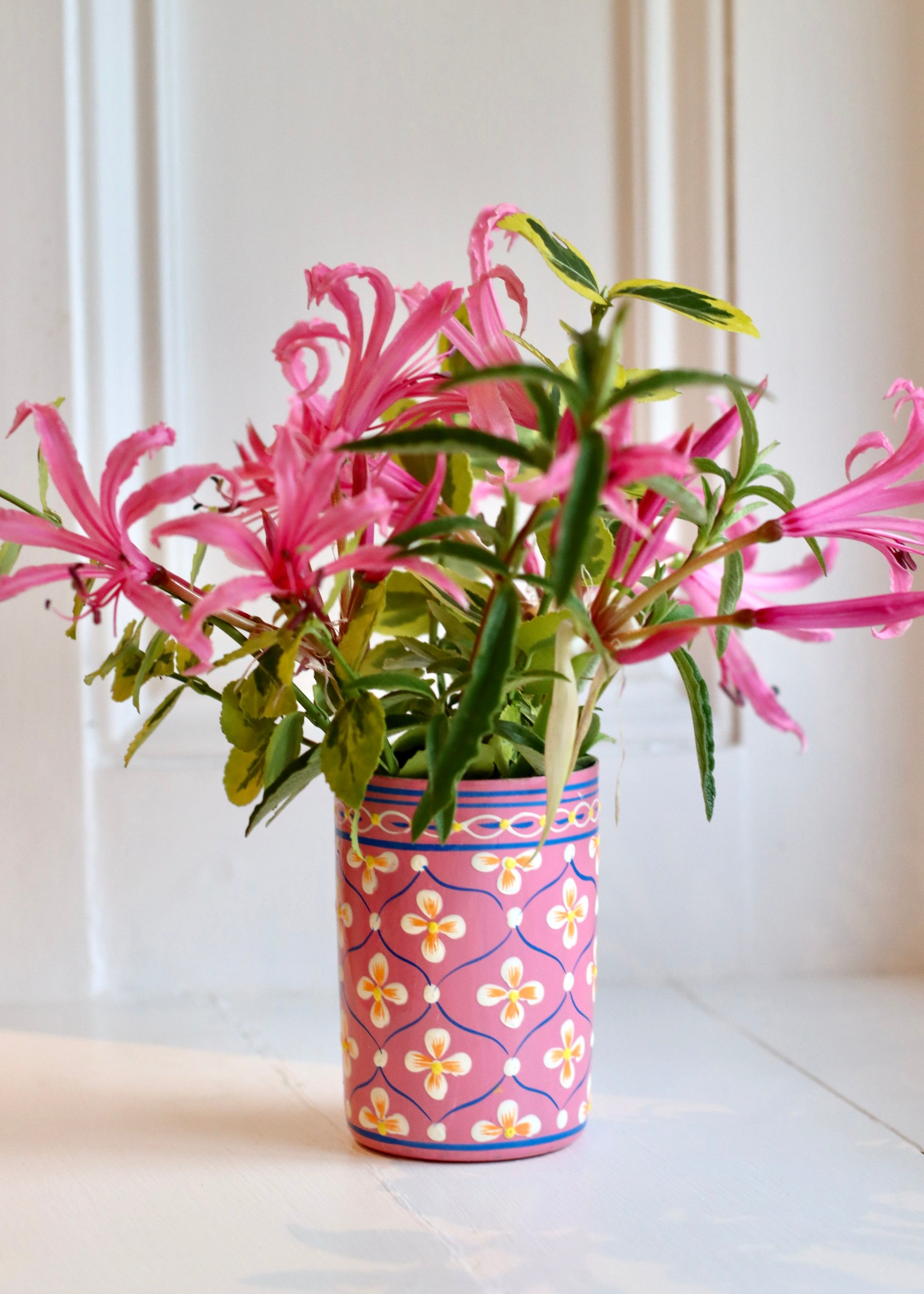 Brush Pot - Bright Pink