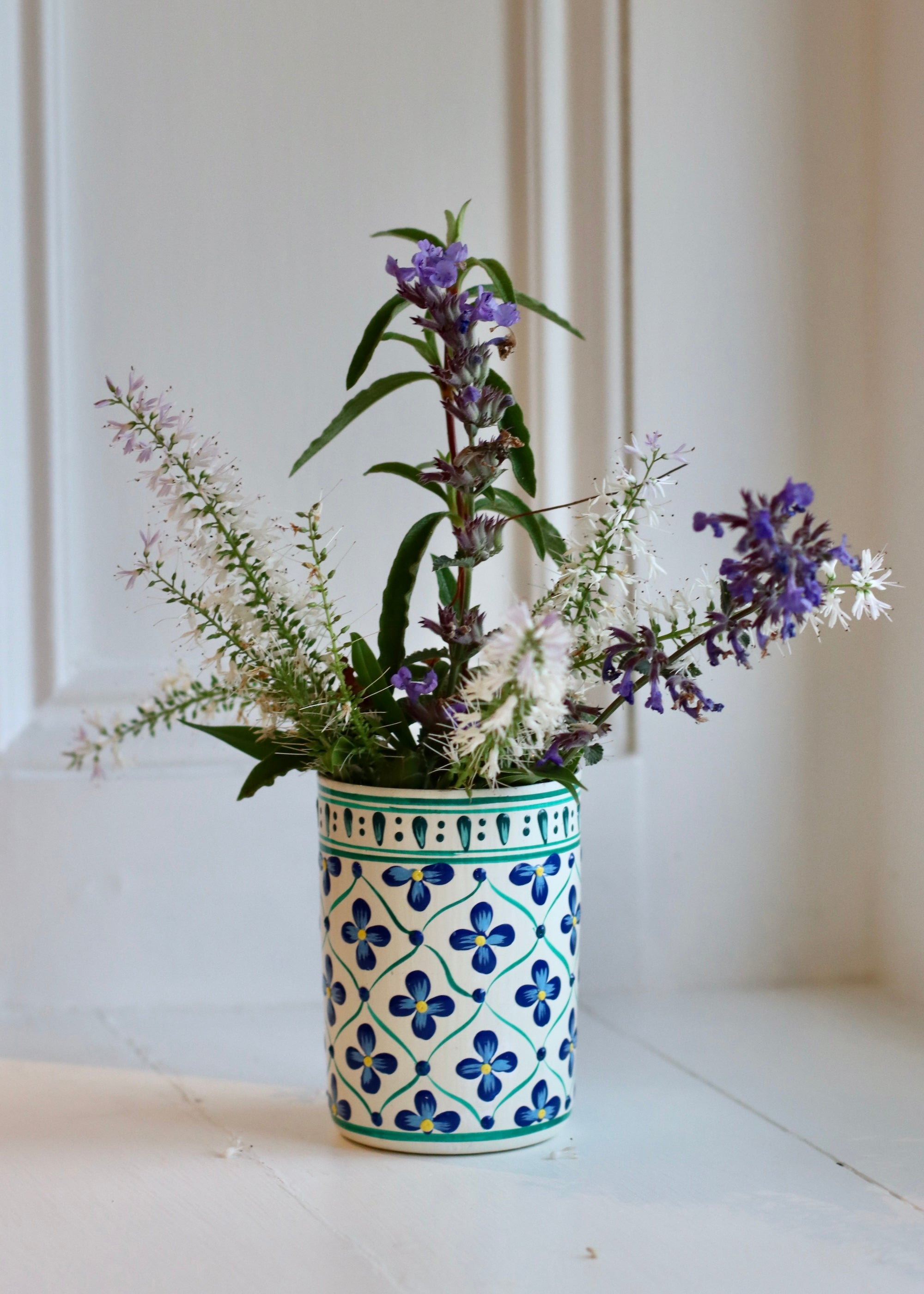 Brush Pot -  White with Blue Flowers